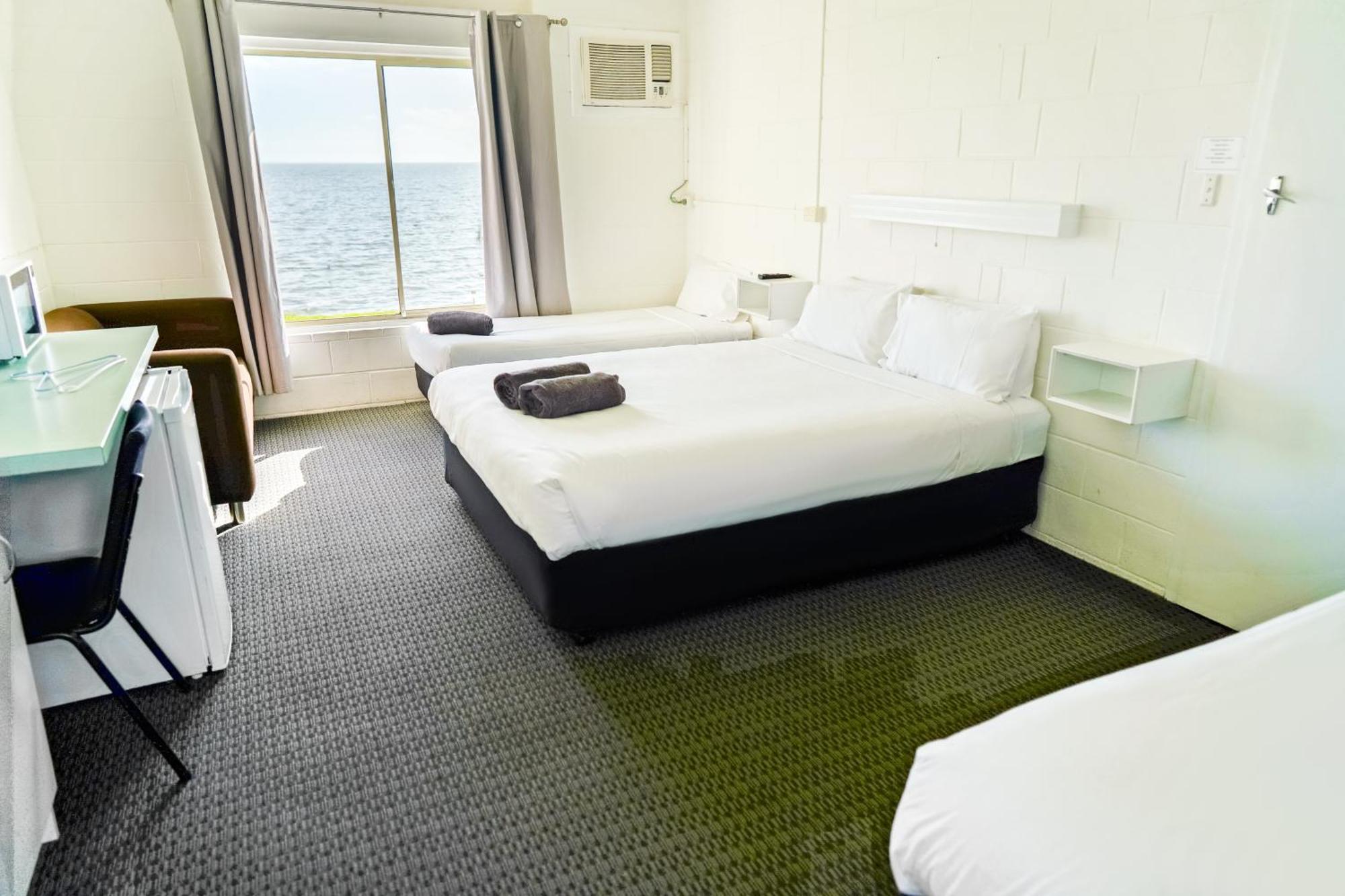 Meningie Waterfront Motel Dış mekan fotoğraf