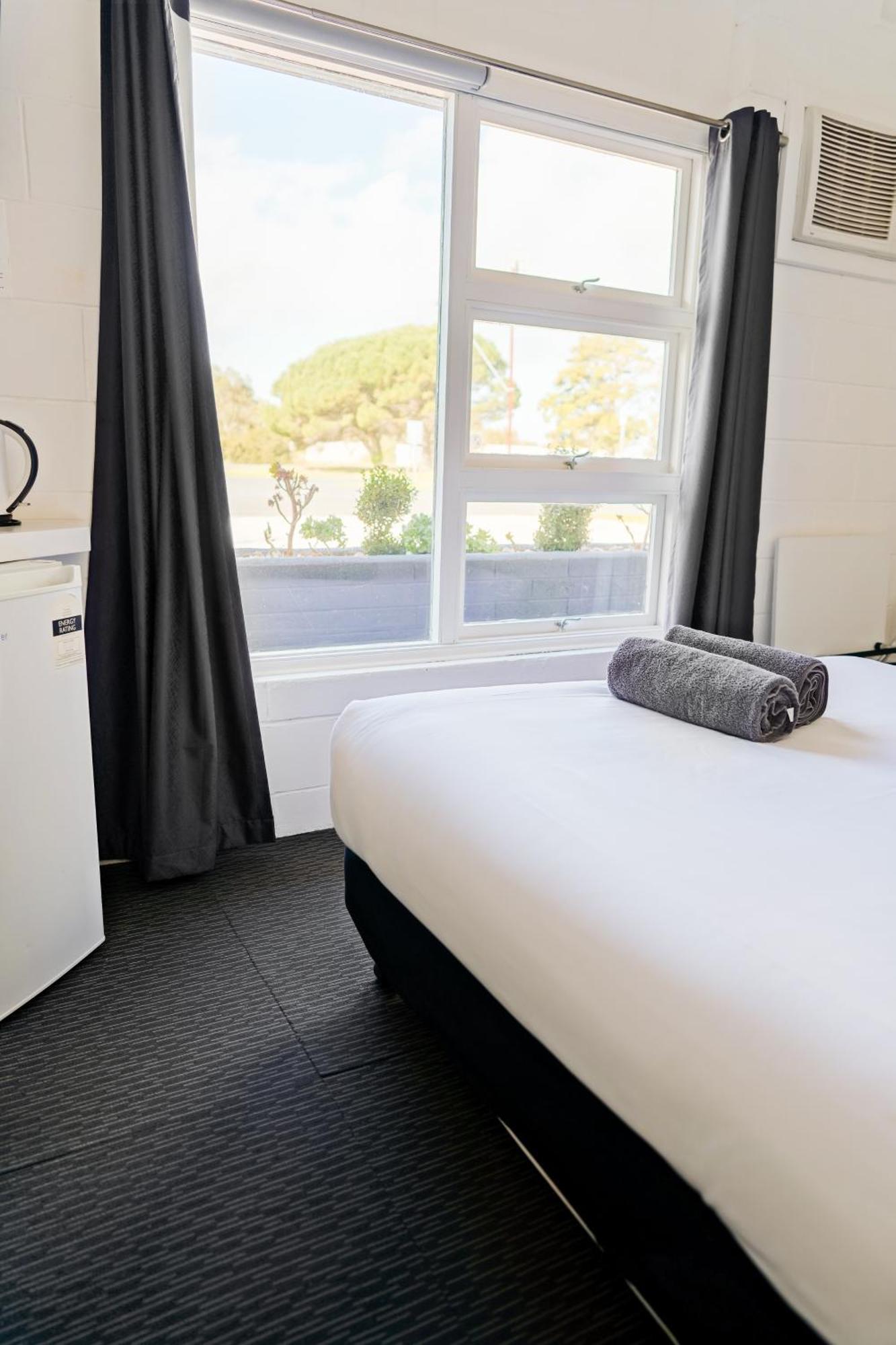 Meningie Waterfront Motel Dış mekan fotoğraf