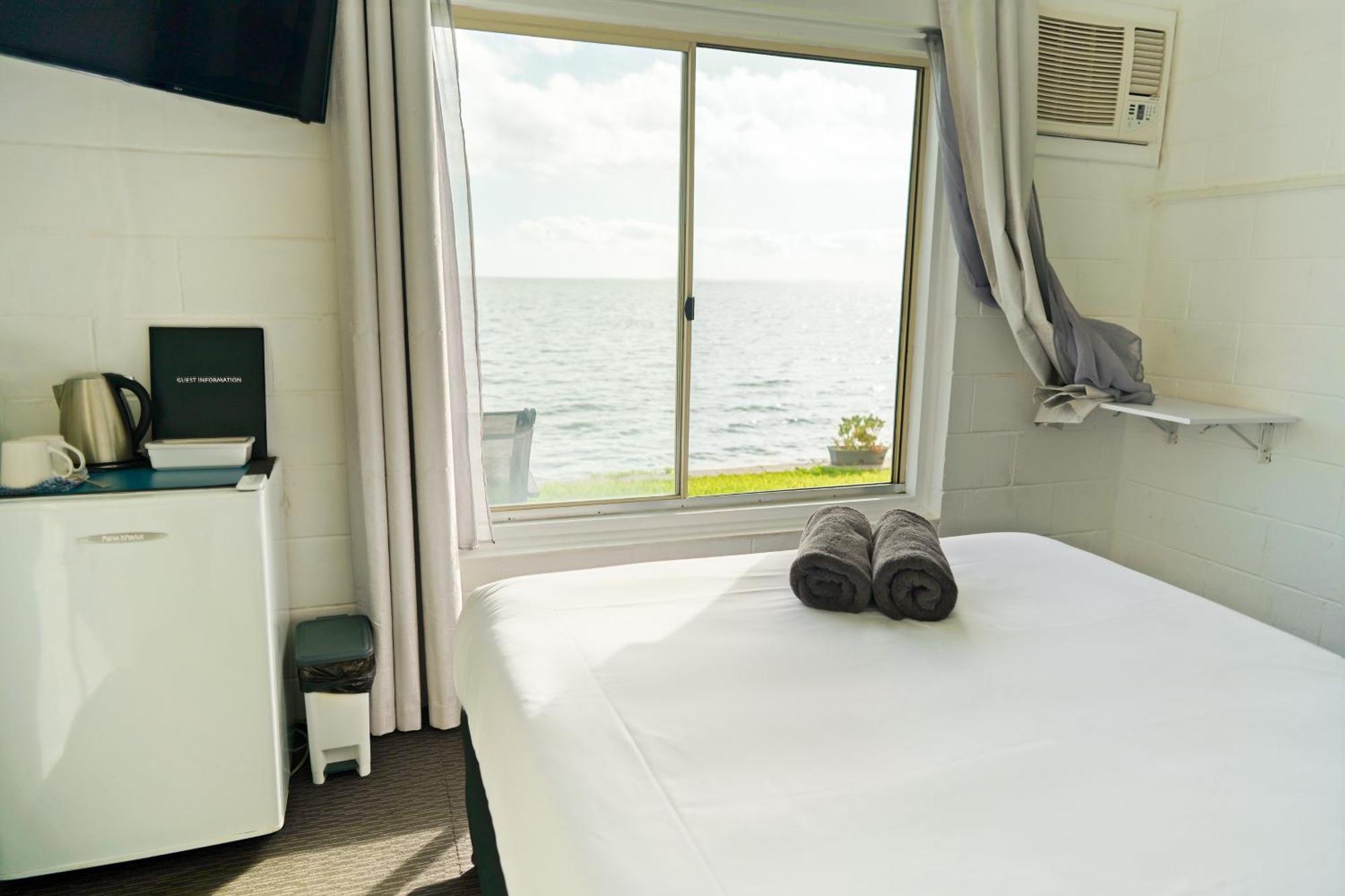 Meningie Waterfront Motel Dış mekan fotoğraf